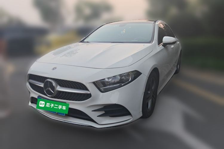 Used Mercedes-Benz A-Class 2020 Restyled A 180 L Sport Sedan Guazi used car, China used car export, Used car for sale, Used cars, Cheapest cars for sale