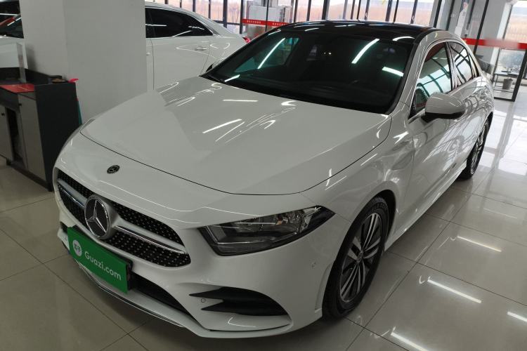 Ojetý Mercedes-Benz A-Class 2020 A 180 L Sport Sedan Guazi used car, China used car export, Used car for sale, Used  cars, Cheapest cars for sale