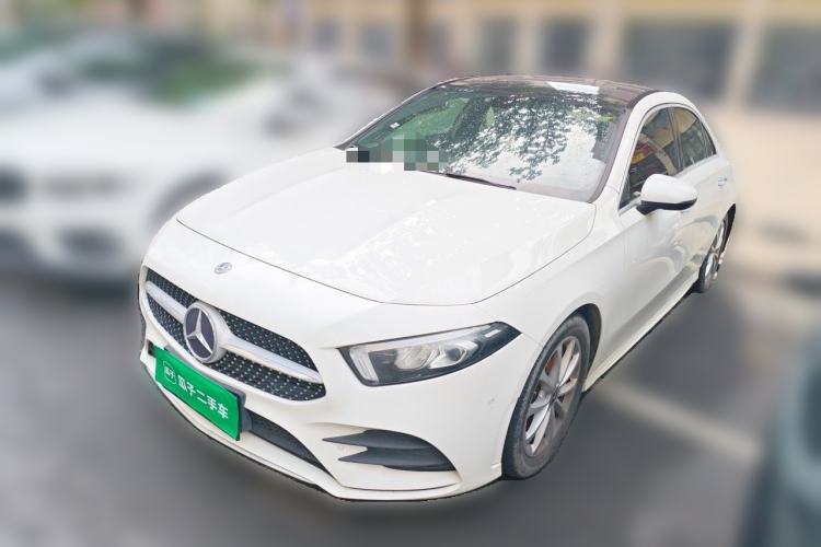Ojetý Mercedes-Benz A-Class 2020 A 200 L Sport Sedan Guazi used car, China used car export, Used car for sale, Used  cars, Cheapest cars for sale