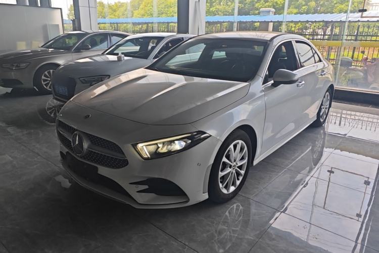 Used Mercedes-Benz A-Class 2020 Restyled A 200 L Sport Sedan Dynamic Version Guazi used car, China used car export, Used car for sale, Used cars, Cheapest cars for sale