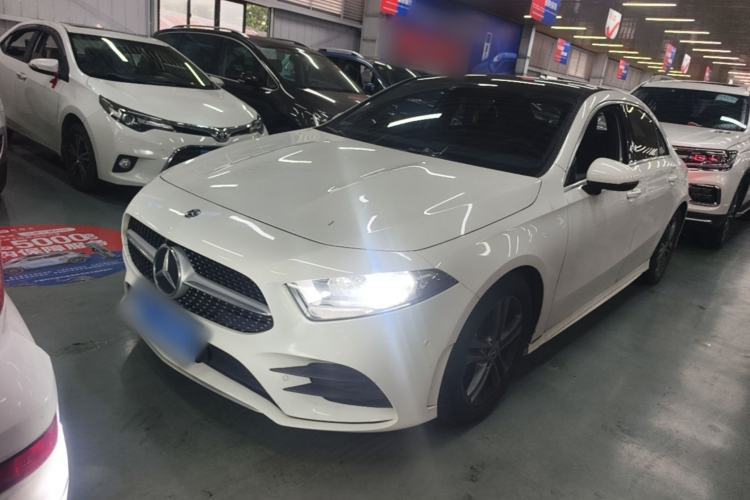 Used Mercedes-Benz A-Class 2020 Second Facelift A 180 L Sport Sedan Guazi used car, China used car export, Used car for sale, Used  cars, Cheapest cars for sale