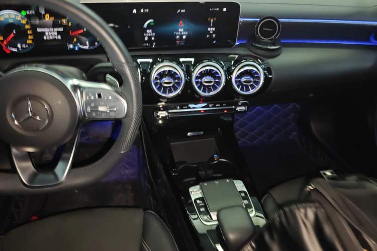 Used Mercedes-Benz A-Class 2020 Restyled A 200 L Sport Sedan Fashion Version Audio And AC Panel