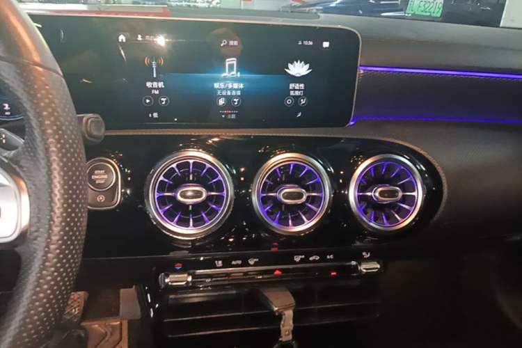 Used Mercedes-Benz A-Class 2020 Restyled A 200 L Sport Sedan Fashion Version Audio And AC Panel