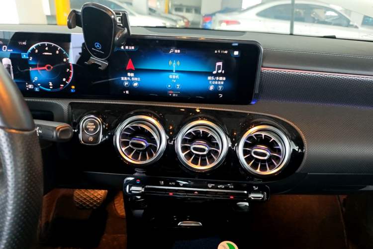 Used Mercedes-Benz A-Class 2020 Restyled A 200 L Sport Sedan Fashion Version Audio And AC Panel
