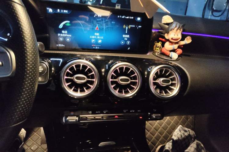 Used Mercedes-Benz A-Class 2020 Restyled A 200 L Sport Sedan Fashion Version Audio And AC Panel