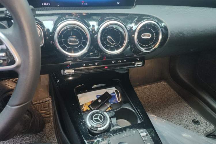 Used Mercedes-Benz A-Class 2020 Restyled A 200 L Sport Sedan Fashion Version Audio And AC Panel