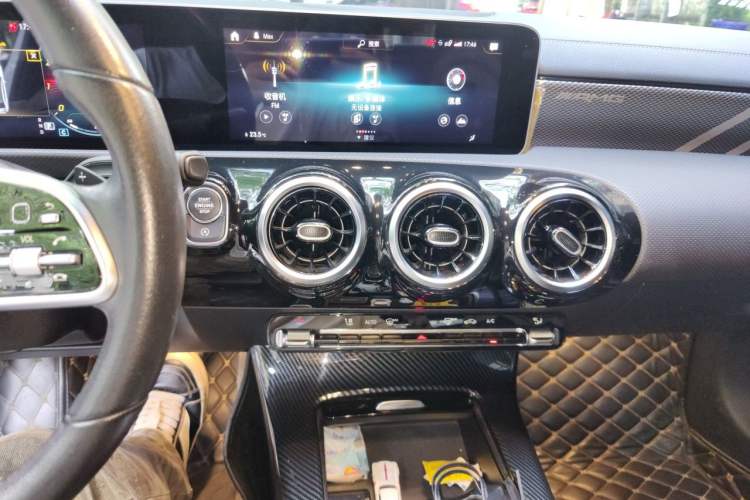 Used Mercedes-Benz A-Class 2020 Facelift A 180 L Sport Sedan Special Configuration Audio And AC Panel