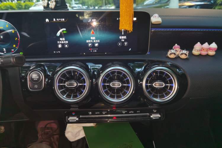Used Mercedes-Benz A-Class 2020 Restyled A 200 L Sport Sedan Fashion Version Audio And AC Panel