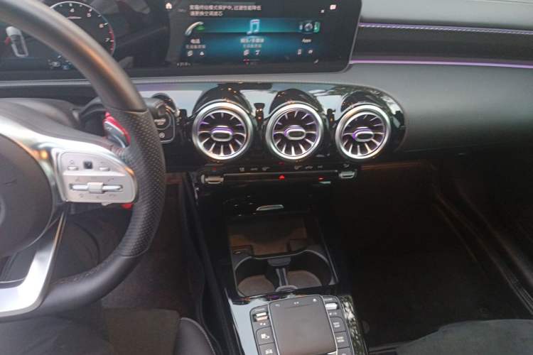 Used Mercedes-Benz A-Class 2020 Restyled A 200 L Sport Sedan Fashion Version Audio And AC Panel