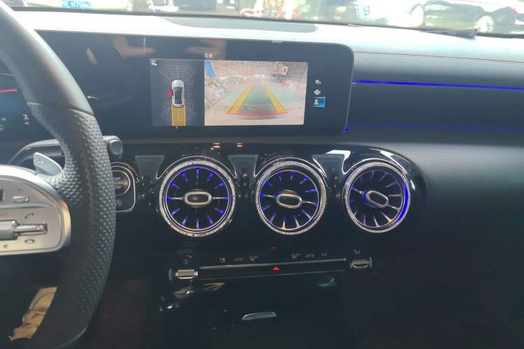 Used Mercedes-Benz A-Class 2020 Restyled A 200 L Sport Sedan Fashion Version Audio And AC Panel