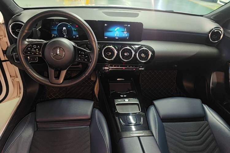 Used Mercedes-Benz A-Class 2020 Revised A 180 L Audio And AC Panel