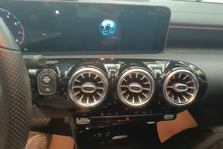 Used Mercedes-Benz A-Class 2020 Restyled A 200 L Sport Sedan Fashion Version Audio And AC Panel