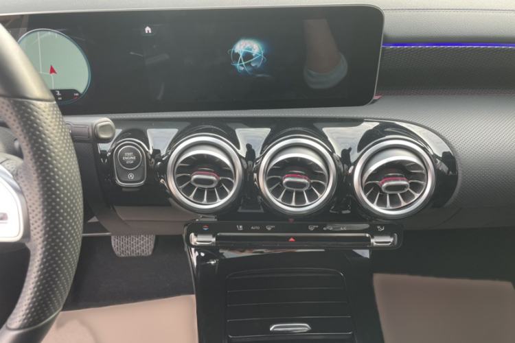 Used Mercedes-Benz A-Class 2020 Restyled A 200 L Sport Sedan Fashion Version Audio And AC Panel