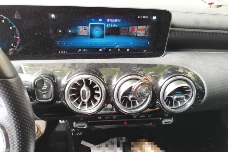 Used Mercedes-Benz A-Class 2020 Restyled A 200 L Sport Sedan Fashion Version Audio And AC Panel