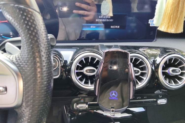 Used Mercedes-Benz A-Class 2020 Restyled A 200 L Sport Sedan Fashion Version Audio And AC Panel