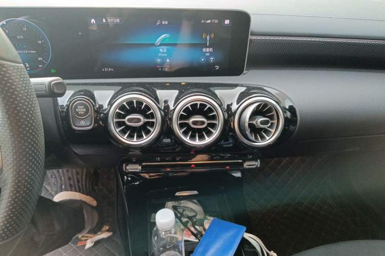 Used Mercedes-Benz A-Class 2020 Restyled A 200 L Sport Sedan Fashion Version Audio And AC Panel