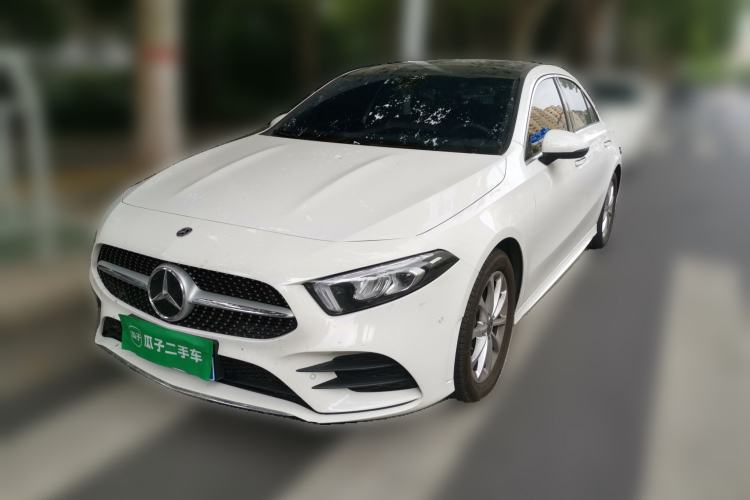Ojetý Mercedes-Benz A-Class 2020 Restyled A 200 L Sport Sedan Dynamic Version Guazi used car, China used car export, Used car for sale, Used  cars, Cheapest cars for sale