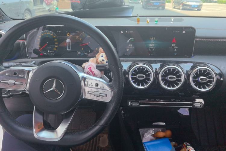 Used Mercedes-Benz A-Class 2020 Restyled A 200 L Sport Sedan Fashion Version Center Console