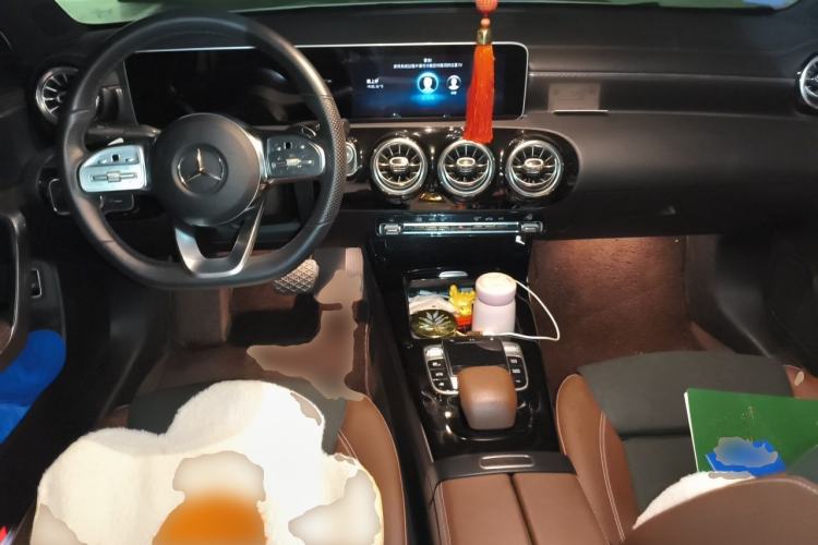 Used Mercedes-Benz A-Class 2020 Restyled A 200 L Sport Sedan Fashion Version Center Console
