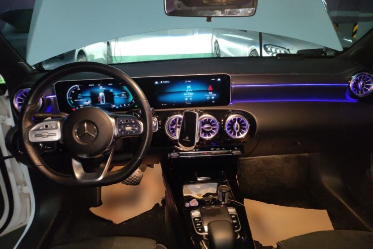 Used Mercedes-Benz A-Class 2020 A 200 L Sport Sedan Center Console