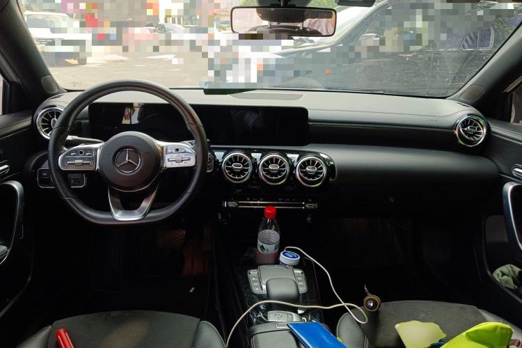 Used Mercedes-Benz A-Class 2020 Restyled A 200 L Sport Sedan Fashion Version Center Console