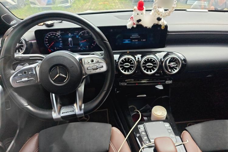 Used Mercedes-Benz A-Class 2020 Restyled A 200 L Sport Sedan Fashion Version Center Console