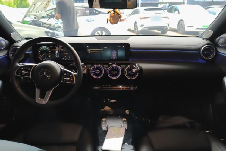 Used Mercedes-Benz A-Class 2020 Second Facelift A 180 L Sport Sedan Center Console