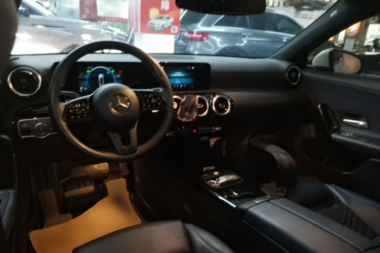 Used Mercedes-Benz A-Class 2020 Revised A 180 L Center Console