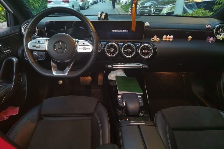 Used Mercedes-Benz A-Class 2020 Restyled A 200 L Sport Sedan Fashion Version Center Console