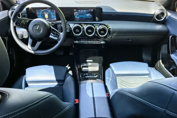 Used Mercedes-Benz A-Class 2020 Revised A 180 L Center Console