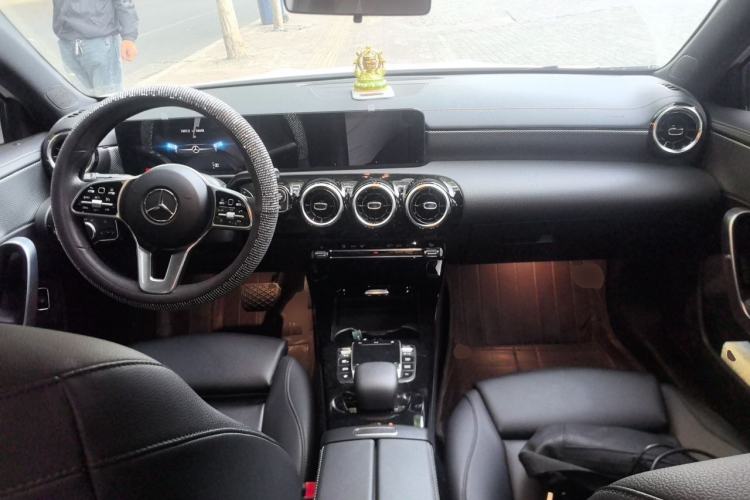 Used Mercedes-Benz A-Class 2020 Second Facelift A 180 L Sport Sedan Center Console