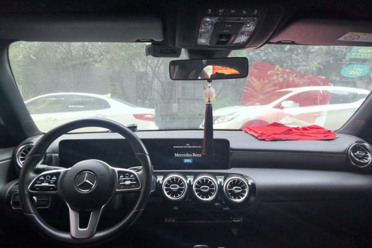 Used Mercedes-Benz A-Class 2020 A 200 L Center Console