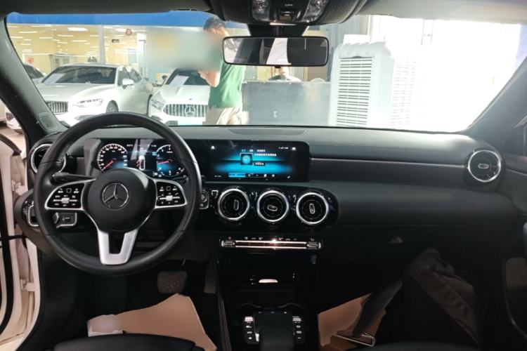Used Mercedes-Benz A-Class 2020 Second Facelift A 180 L Sport Sedan Center Console
