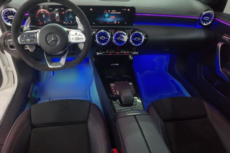 Used Mercedes-Benz A-Class 2020 Restyled A 200 L Sport Sedan Fashion Version Center Console