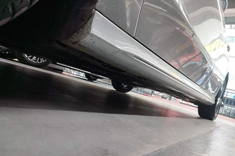 Used Mercedes-Benz A-Class 2020 Second Facelift A 180 L Sport Sedan Chassis Front Left