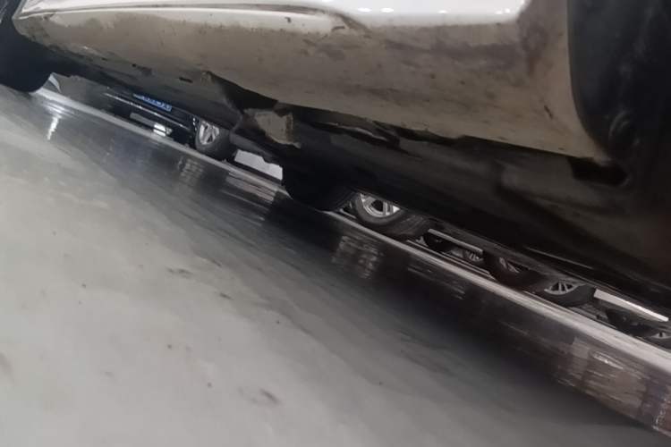 Used Mercedes-Benz A-Class 2020 A 180 L Sport Sedan Chassis Front Right