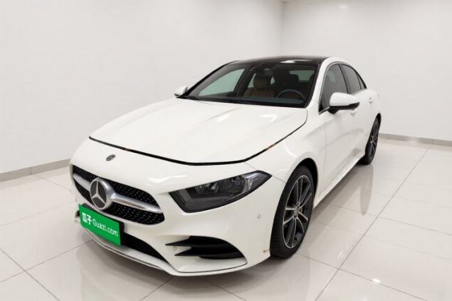 Mercedes-Benz A-Class 2020 Second Facelift A 180 L Sport Sedan usado