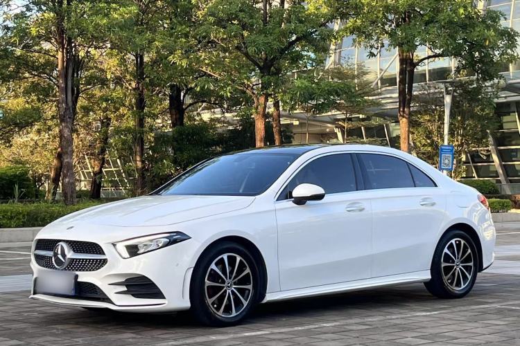Used Mercedes-Benz A-Class 2020 Restyled A 200 L Sport Sedan Fashion Version Guazi used car, China used car export, Used car for sale, Used  cars, Cheapest cars for sale