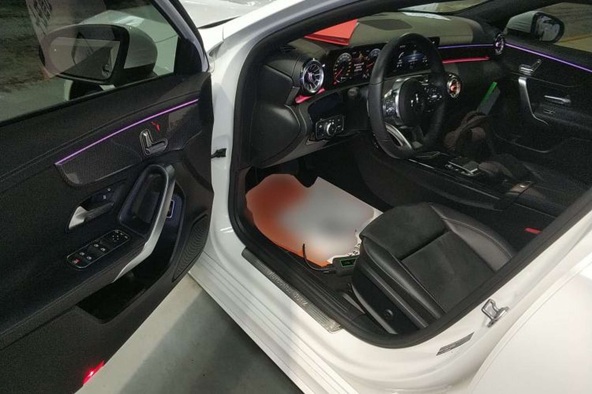Used Mercedes-Benz A-Class 2020 Restyled A 200 L Sport Sedan Fashion Version Driver Seat