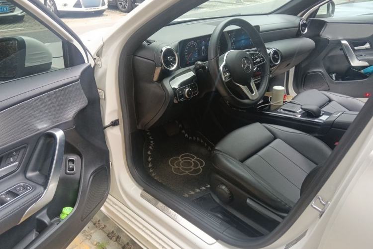 Used Mercedes-Benz A-Class 2020 Second Facelift A 180 L Sport Sedan Driver Seat