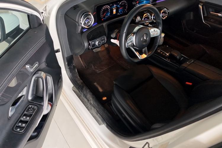 Used Mercedes-Benz A-Class 2020 Restyled A 200 L Sport Sedan Fashion Version Driver Seat