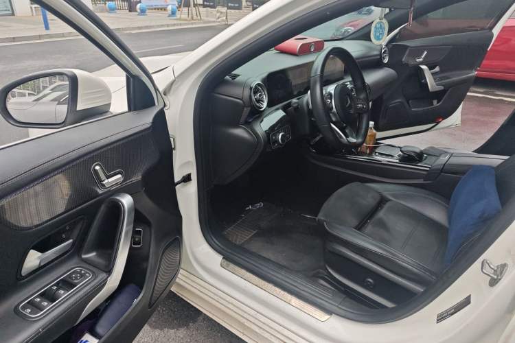 Used Mercedes-Benz A-Class 2020 Restyled A 200 L Sport Sedan Fashion Version Driver Seat