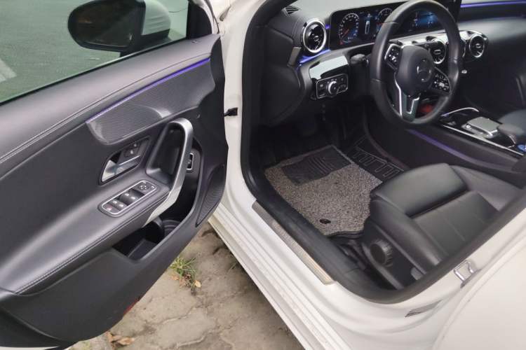 Used Mercedes-Benz A-Class 2020 Facelift A 180 L Sport Sedan Special Configuration Driver Seat
