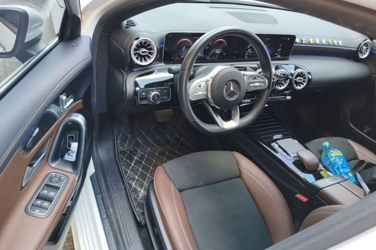 Used Mercedes-Benz A-Class 2020 Restyled A 200 L Sport Sedan Fashion Version Driver Seat