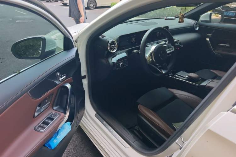 Used Mercedes-Benz A-Class 2020 Restyled A 200 L Sport Sedan Fashion Version Driver Seat