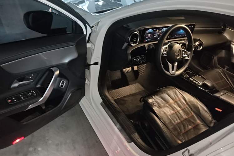 Used Mercedes-Benz A-Class 2020 Second Facelift A 180 L Sport Sedan Driver Seat