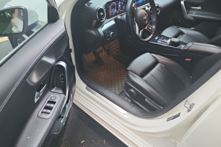 Used Mercedes-Benz A-Class 2020 Second Facelift A 180 L Sport Sedan Driver Seat