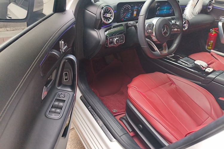 Used Mercedes-Benz A-Class 2020 Restyled A 200 L Sport Sedan Fashion Version Driver Seat