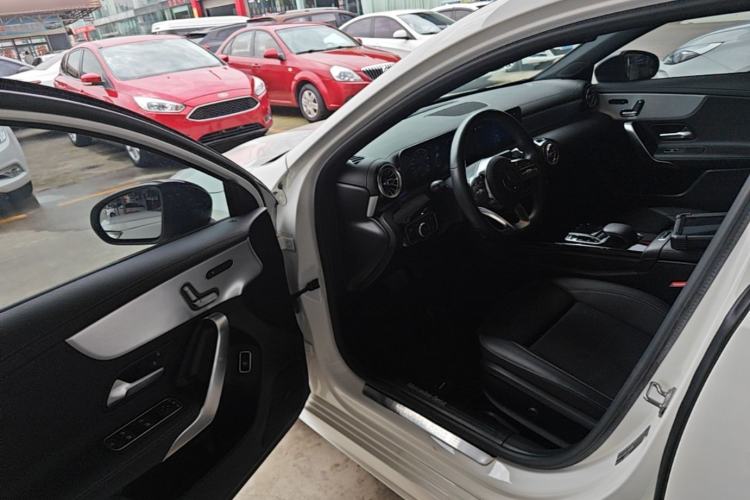 Used Mercedes-Benz A-Class 2020 A 220 L 4MATIC Sport Sedan Driver Seat