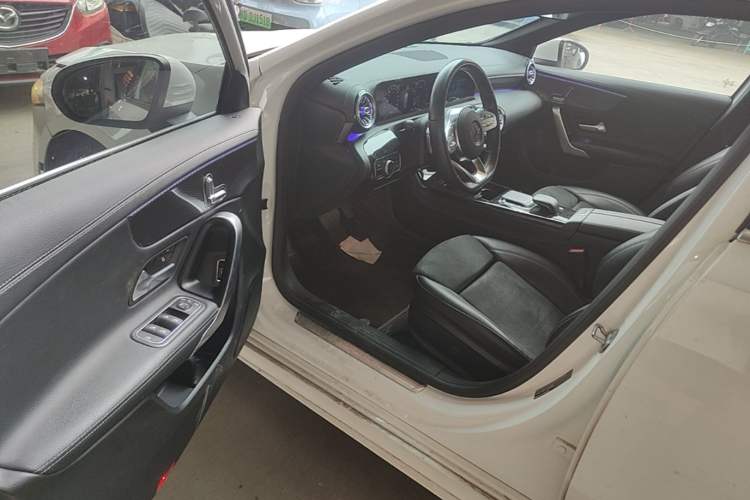 Used Mercedes-Benz A-Class 2020 Restyled A 200 L Sport Sedan Fashion Version Driver Seat